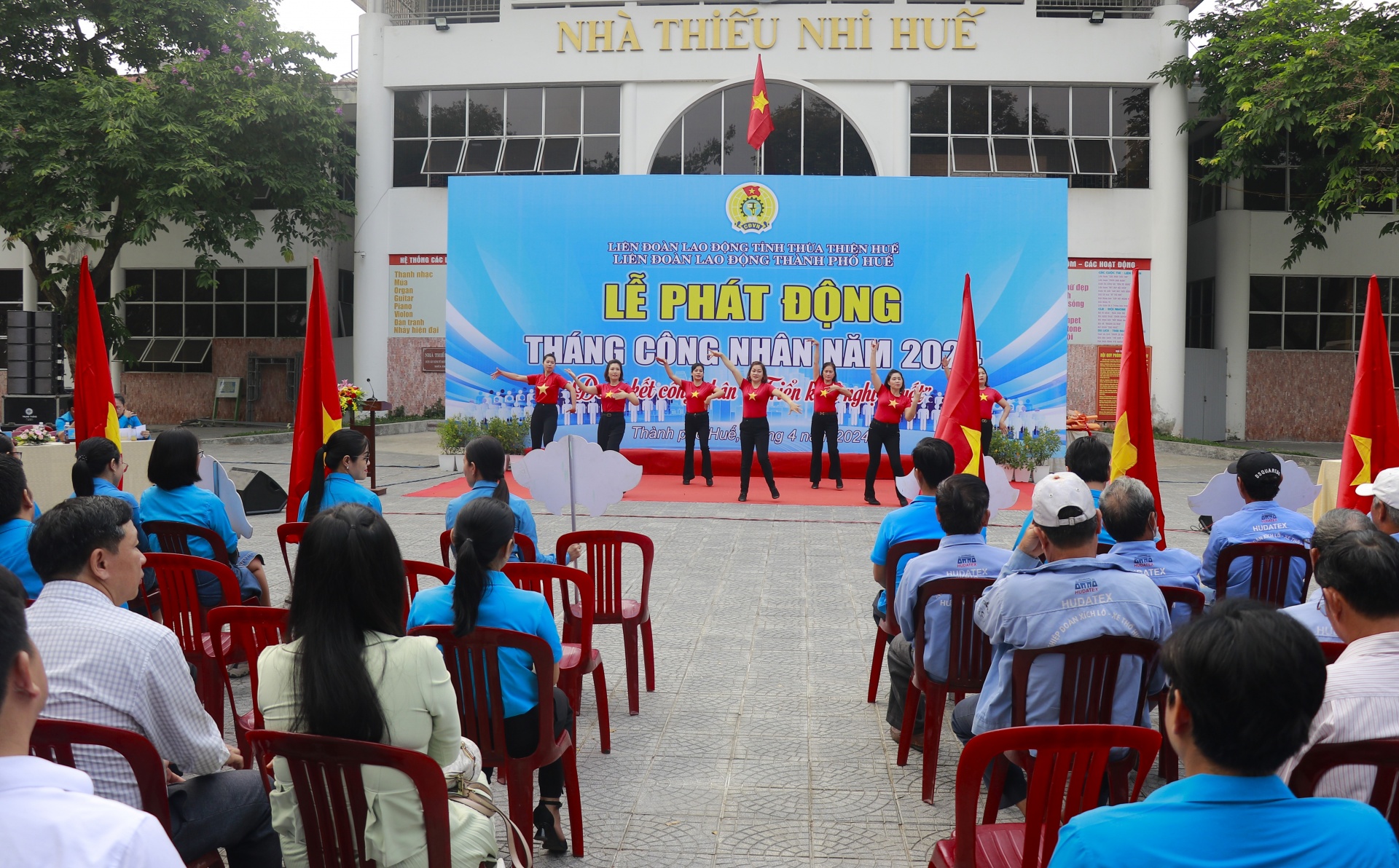 Sôi nổi các hoạt động Tháng Công nhân tại TP. Huế