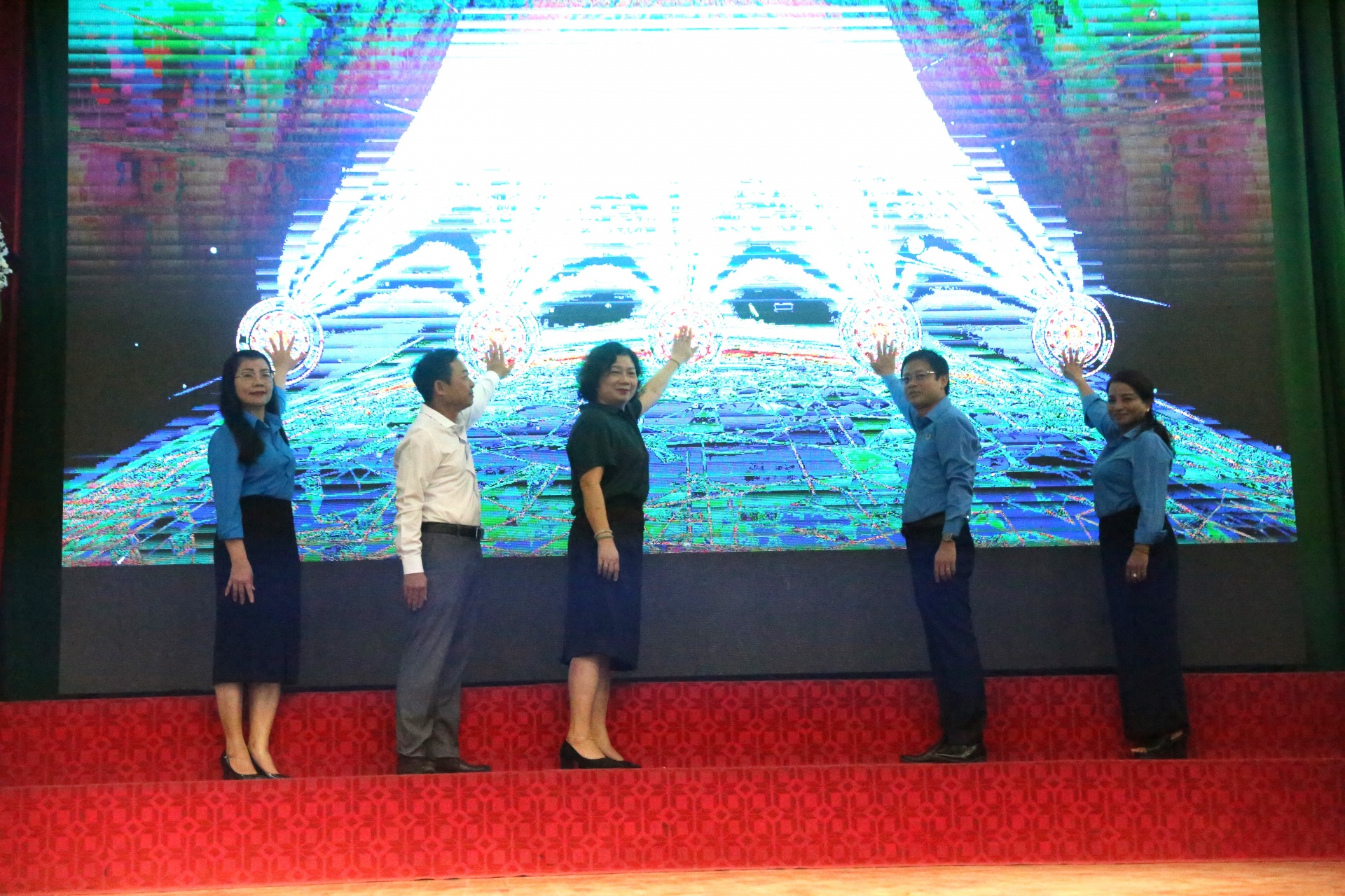 Gia Lai khởi động Tháng Công nhân với nhiều nghĩa cử ấm áp, nghĩa tình Gia Lai khởi động Tháng Công nhân với nhiều nghĩa cử ấm áp, nghĩa tình