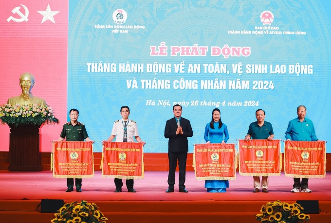 Tháng hành động về ATVSLĐ năm 2024: Tất cả phải cùng hành động Tháng hành động về ATVSLĐ năm 2024: Tất cả phải cùng hành động