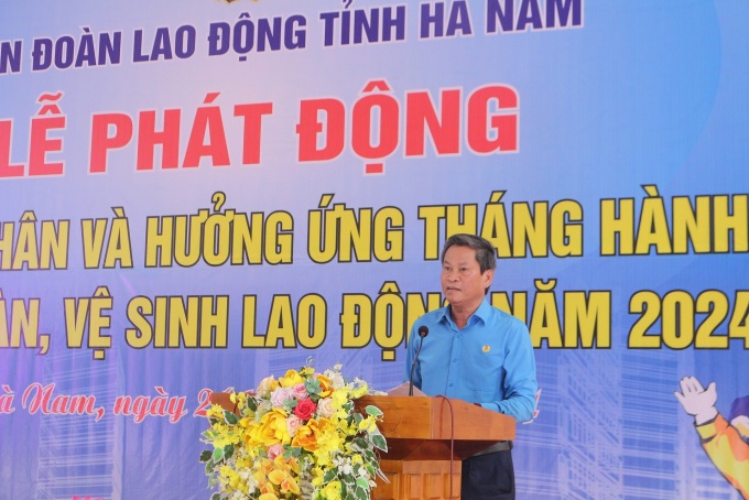 Công nhân lao động Hà Nam phấn khởi trong Lễ phát động Tháng Công nhân 2024 Công nhân lao động Hà Nam phấn khởi trong Lễ phát động Tháng Công nhân 2024