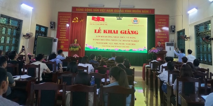 Gỡ khó trong phát triển đảng là công nhân trong doanh nghiệp khu vực ngoài Nhà nước