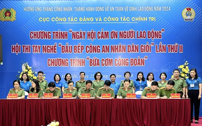Ấm áp “Ngày hội cảm ơn người lao động” của Công đoàn Công an Nhân dân