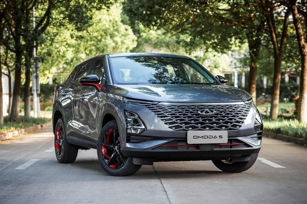 Xe Trung Quốc Chery Omoda C5 sắp bán tại Việt Nam bất ngờ bị gãy trục sau khi đang chạy Xe Trung Quốc Chery Omoda C5 sắp bán tại Việt Nam bất ngờ bị gãy trục sau khi đang chạy