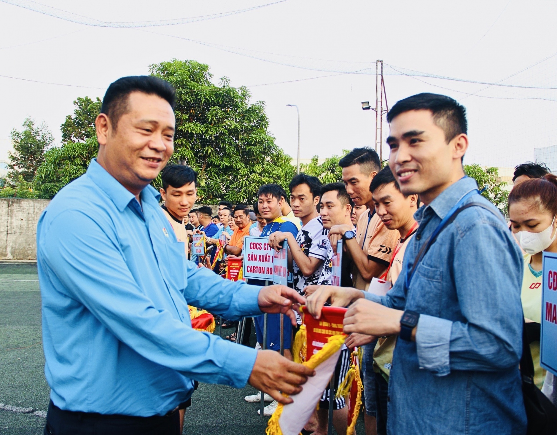 Chăm lo cho 1100 đoàn viên, người lao động khó khăn