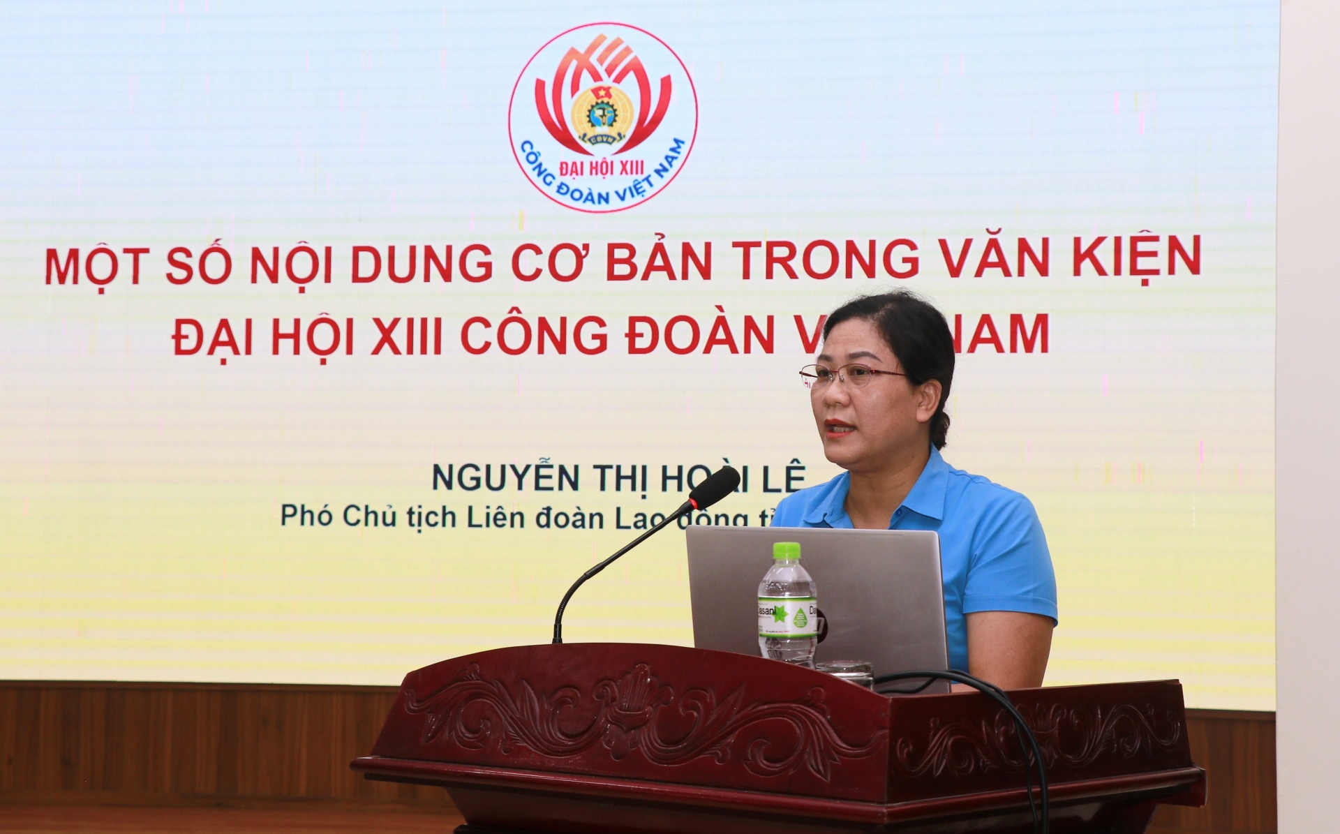 Tập huấn về Nghị quyết Đại hội cho cán bộ công đoàn Tập huấn về Nghị quyết Đại hội cho cán bộ công đoàn