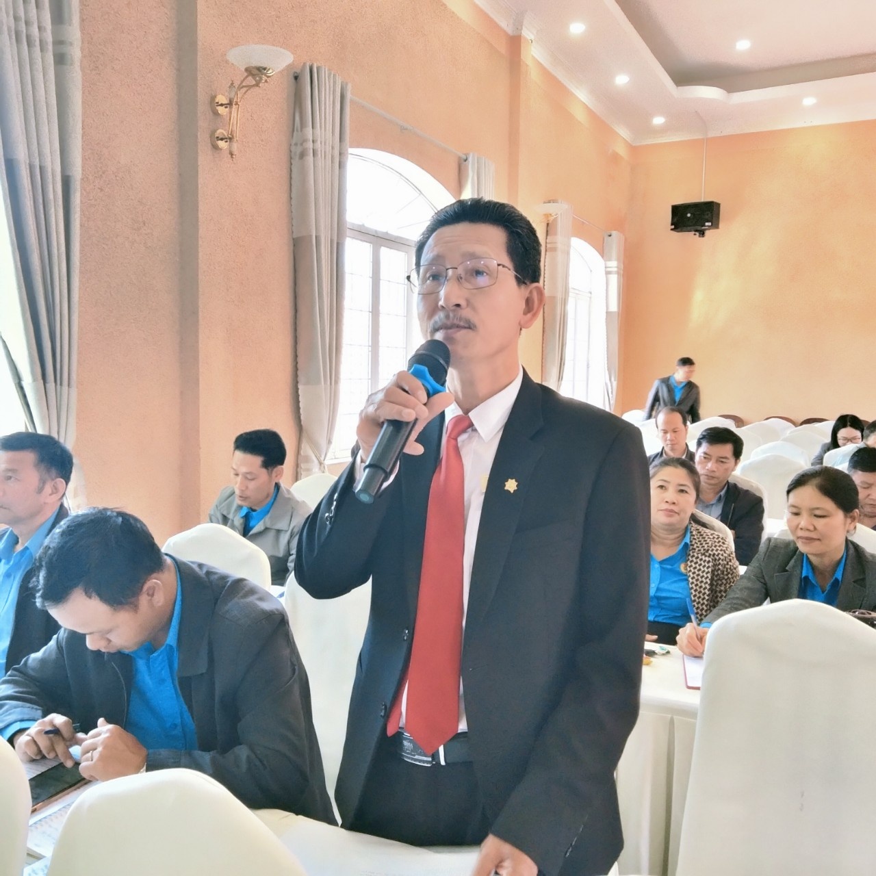 Cần bổ sung vào luật hành vi cấm “trốn đóng”, “chậm đóng” kinh phí công đoàn Cần bổ sung vào luật hành vi cấm “trốn đóng”, “chậm đóng” kinh phí công đoàn