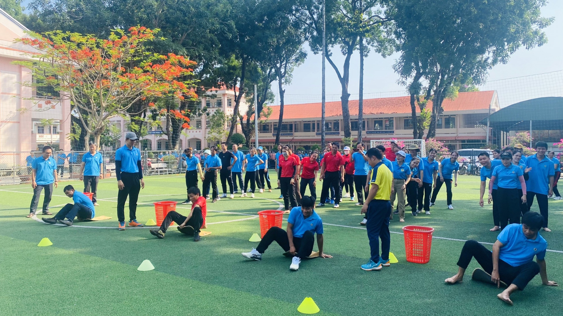 Cần bổ sung vào luật hành vi cấm “trốn đóng”, “chậm đóng” kinh phí công đoàn Cần bổ sung vào luật hành vi cấm “trốn đóng”, “chậm đóng” kinh phí công đoàn