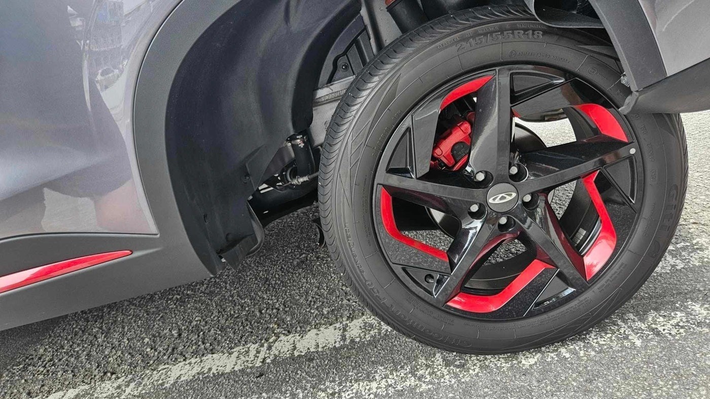 Nữ chủ xe Chery Omoda 5 bị gãy treo sau tố Chery Malaysia vô trách nhiệm