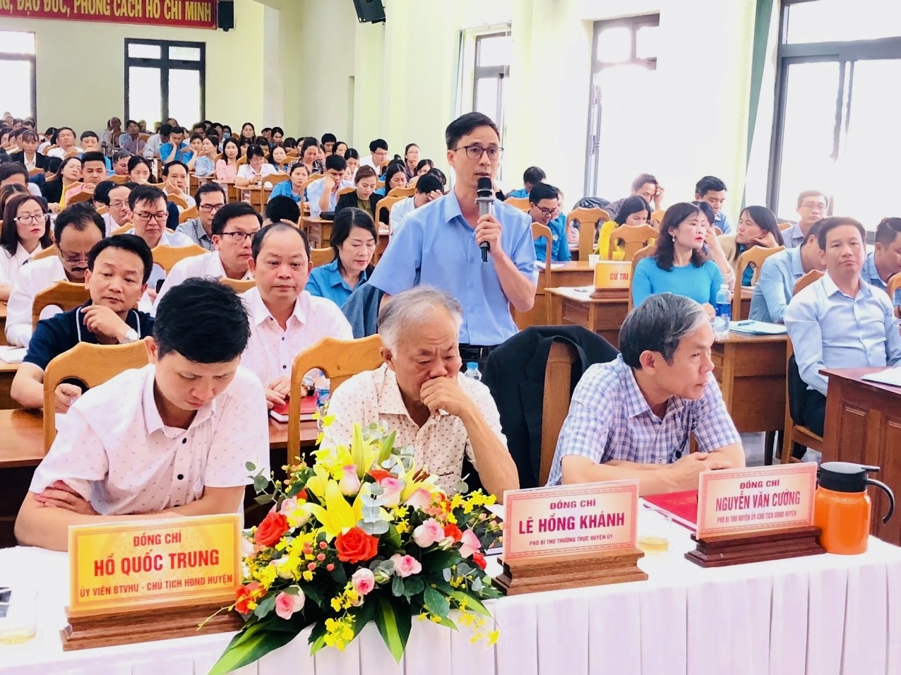 Đề nghị tăng mức tiền trực và tiền ăn cho người lao động ngành y tế Đề nghị tăng mức tiền trực và tiền ăn cho người lao động ngành y tế