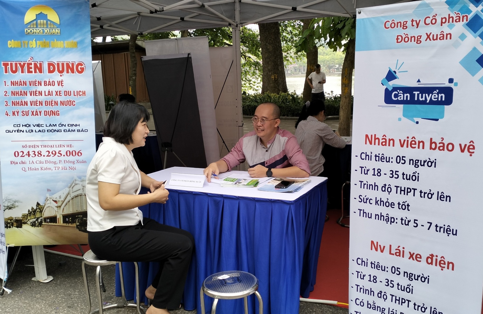 Công ty CP Đồng Xuân tuyển dụng số lượng lớn nhân viên: bảo vệ, lái xe, bán hàng, kỹ sư Công ty CP Đồng Xuân tuyển dụng số lượng lớn nhân viên: bảo vệ, lái xe, bán hàng, kỹ sư