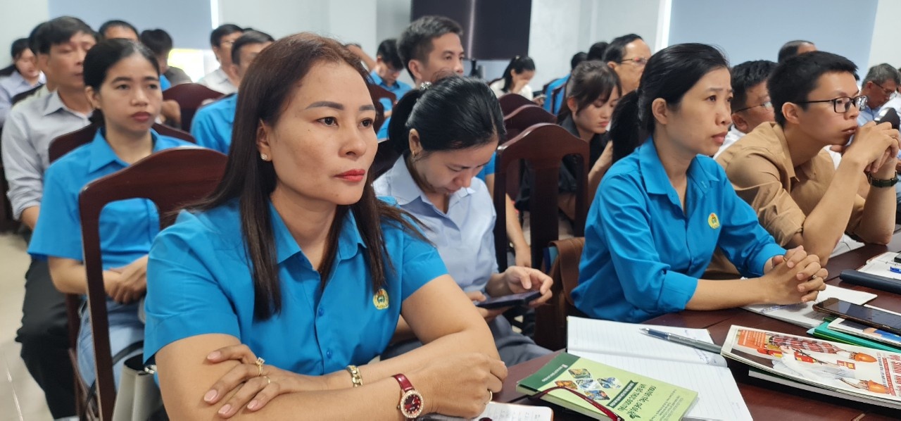Trang bị kiến thức ATVSLĐ cho cán bộ công đoàn Thừa Thiên Huế