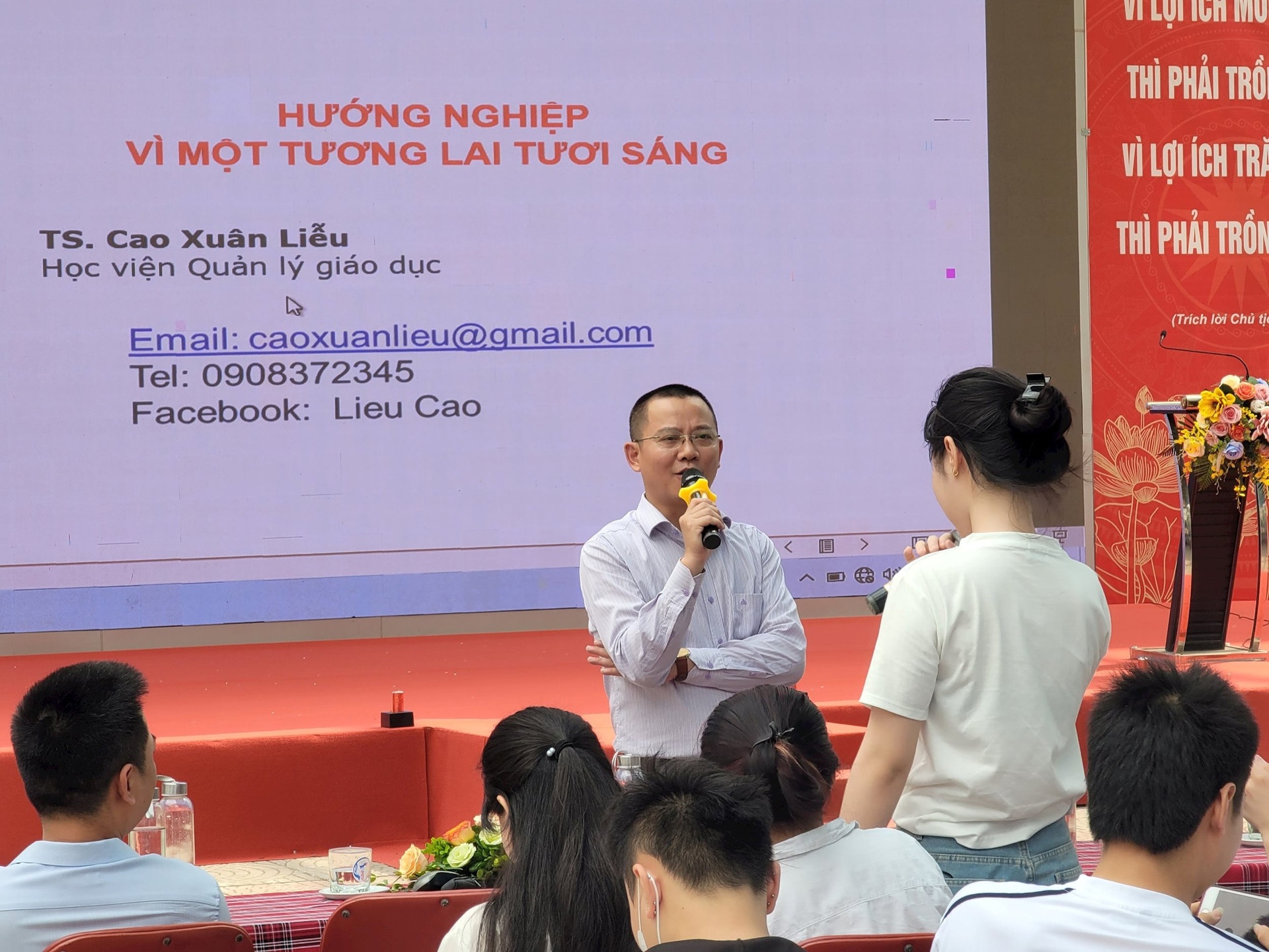 Tuyển dụng 2.140 chỉ tiêu tại phiên giao dịch việc làm lưu động quận Ba Đình năm 2024 Tuyển dụng 2.140 chỉ tiêu tại phiên giao dịch việc làm lưu động quận Ba Đình năm 2024