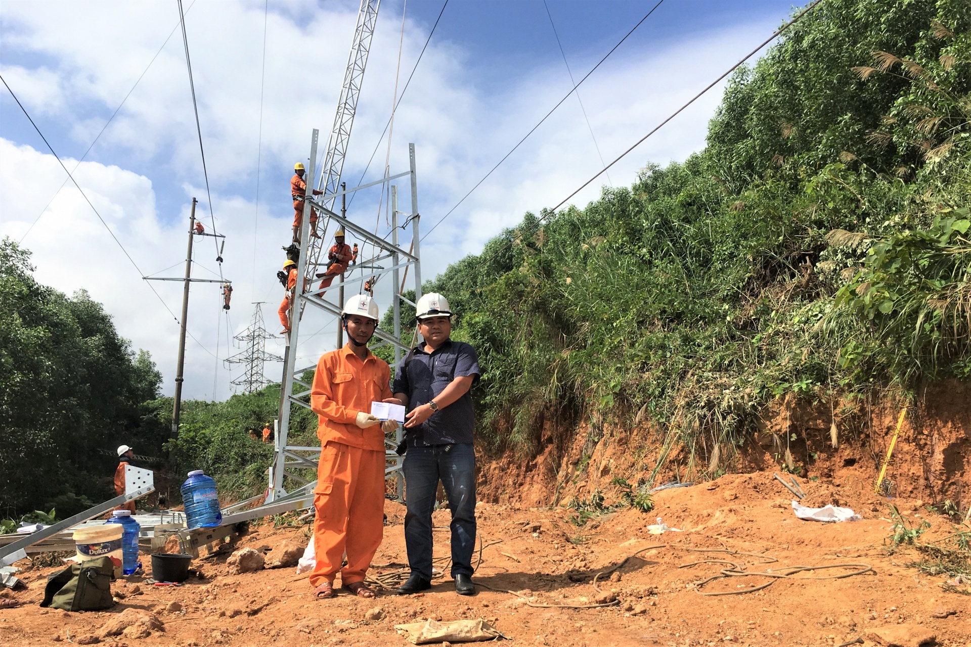 Đội trưởng Nguyễn Hải Nam - người truyền lửa đam mê trong công việc Đội trưởng Nguyễn Hải Nam - người truyền lửa đam mê trong công việc