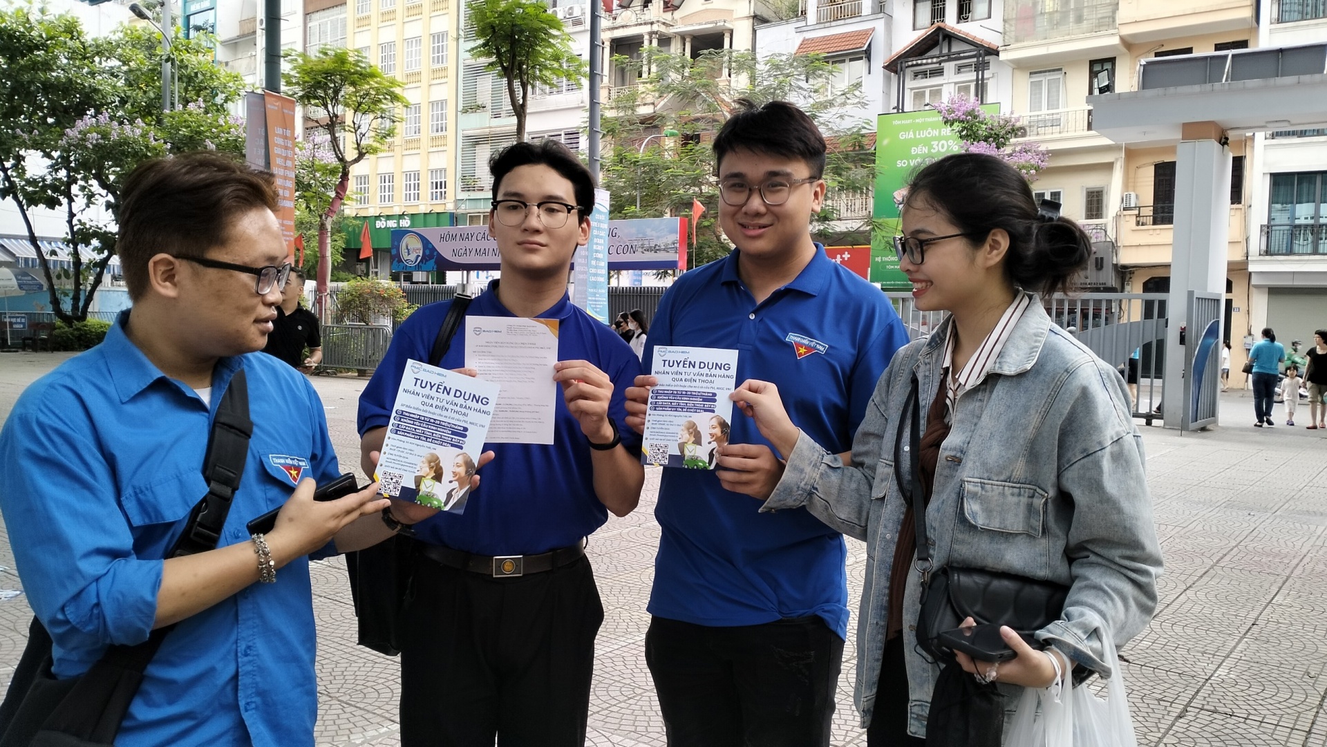 Công ty TNHH PMC Bảo hiểm tuyển nhân viên bán hàng qua điện thoại Công ty TNHH PMC Bảo hiểm tuyển nhân viên bán hàng qua điện thoại