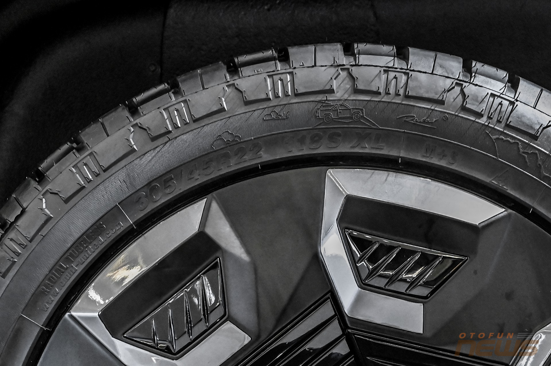 'Săm soi' chi tiết chỉ có trên bán tải điện VinFast VF Wild, cái nào sẽ có khi xe được sản xuất? 'Săm soi' chi tiết chỉ có trên bán tải điện VinFast VF Wild, cái nào sẽ có khi xe được sản xuất?