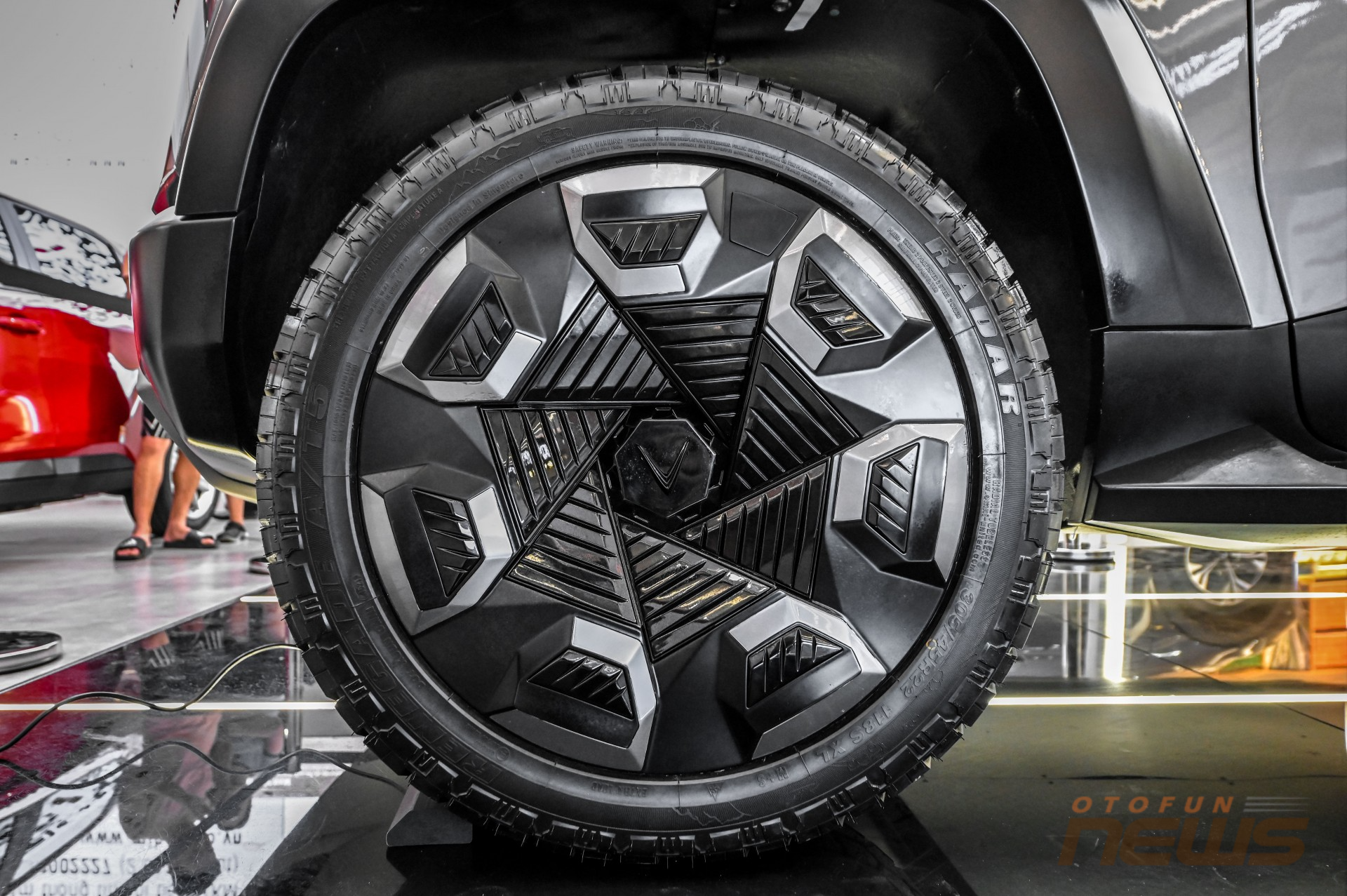 Những chi tiết độc đáo trên mẫu bán tải điện VinFast VF Wild mà không mẫu xe nào ở Việt Nam sở hữu Những chi tiết độc đáo trên mẫu bán tải điện VinFast VF Wild mà không mẫu xe nào ở Việt Nam sở hữu