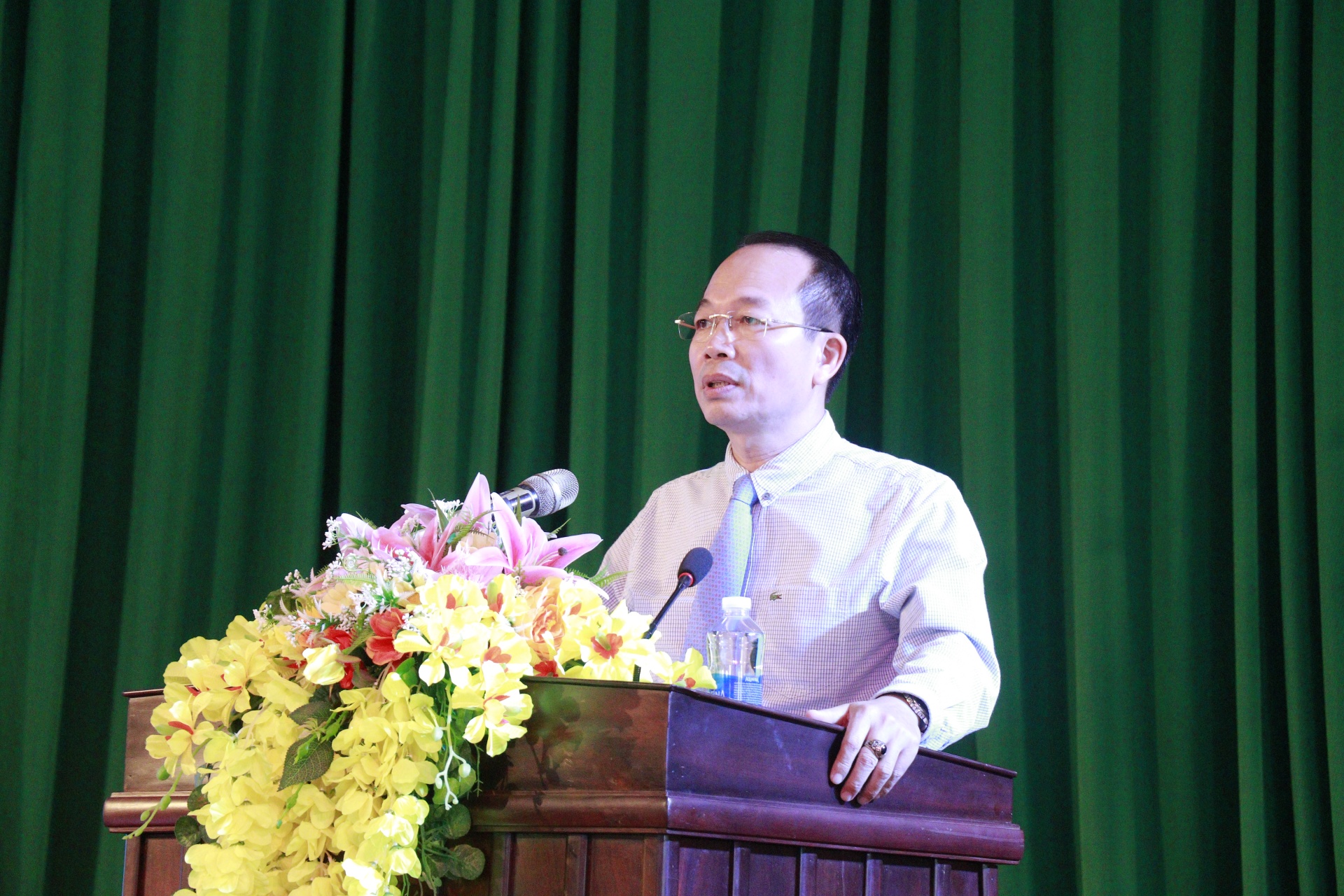 Lãnh đạo tỉnh Thừa Thiên Huế đối thoại trực tiếp với đoàn viên, người lao động