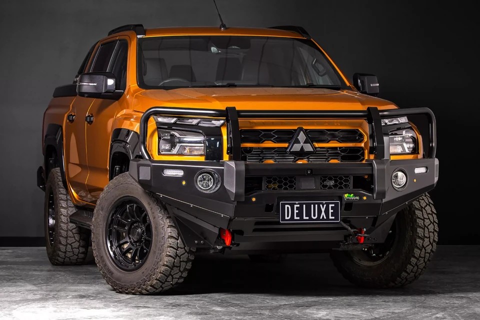 Mitsubishi Triton 'ngầu' hơn với gói nâng cấp Ironman 4x4