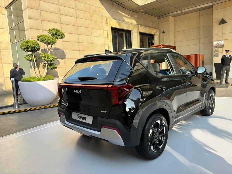 Ngắm Kia Sonet facelift 2024 từ 235 triệu đồngsắp về Việt Nam