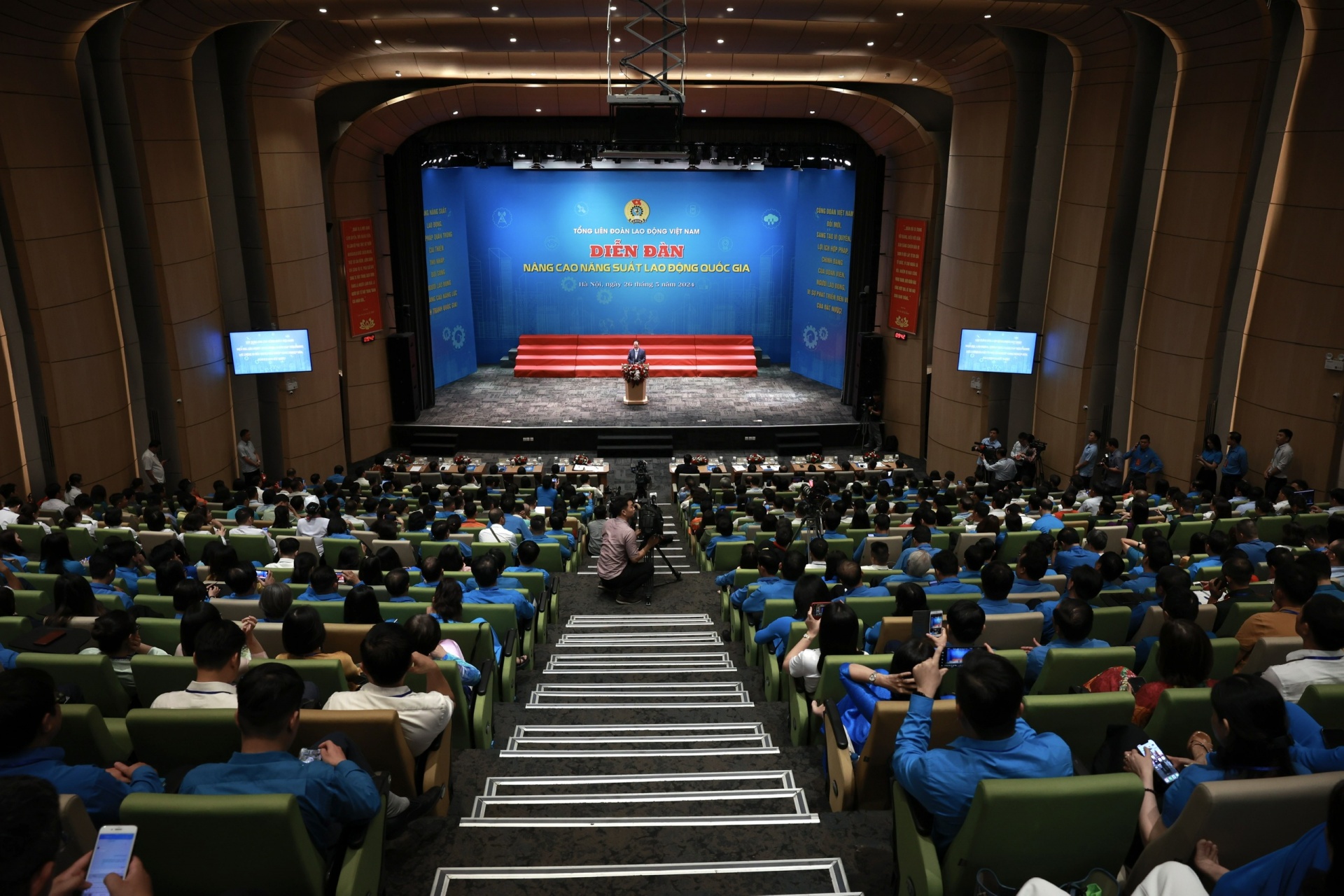 “Ôn lý thuyết, luyện tay nghề, thi thợ giỏi” giúp tăng năng suất lao động