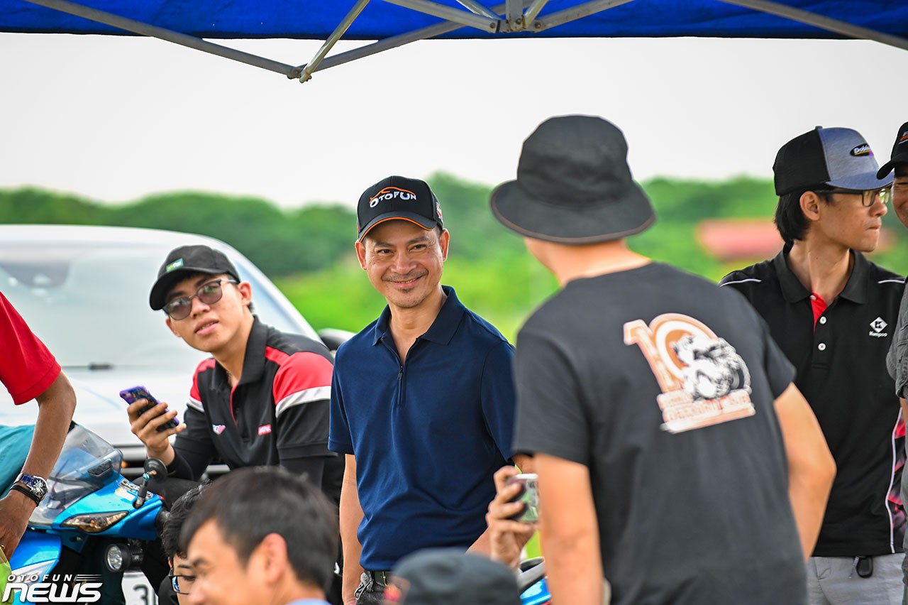 Kỷ niệm sinh nhật lần thứ 11 Câu lạc bộ Xe bán tải địa hình Việt Nam Kỷ niệm sinh nhật lần thứ 11 Câu lạc bộ Xe bán tải địa hình Việt Nam