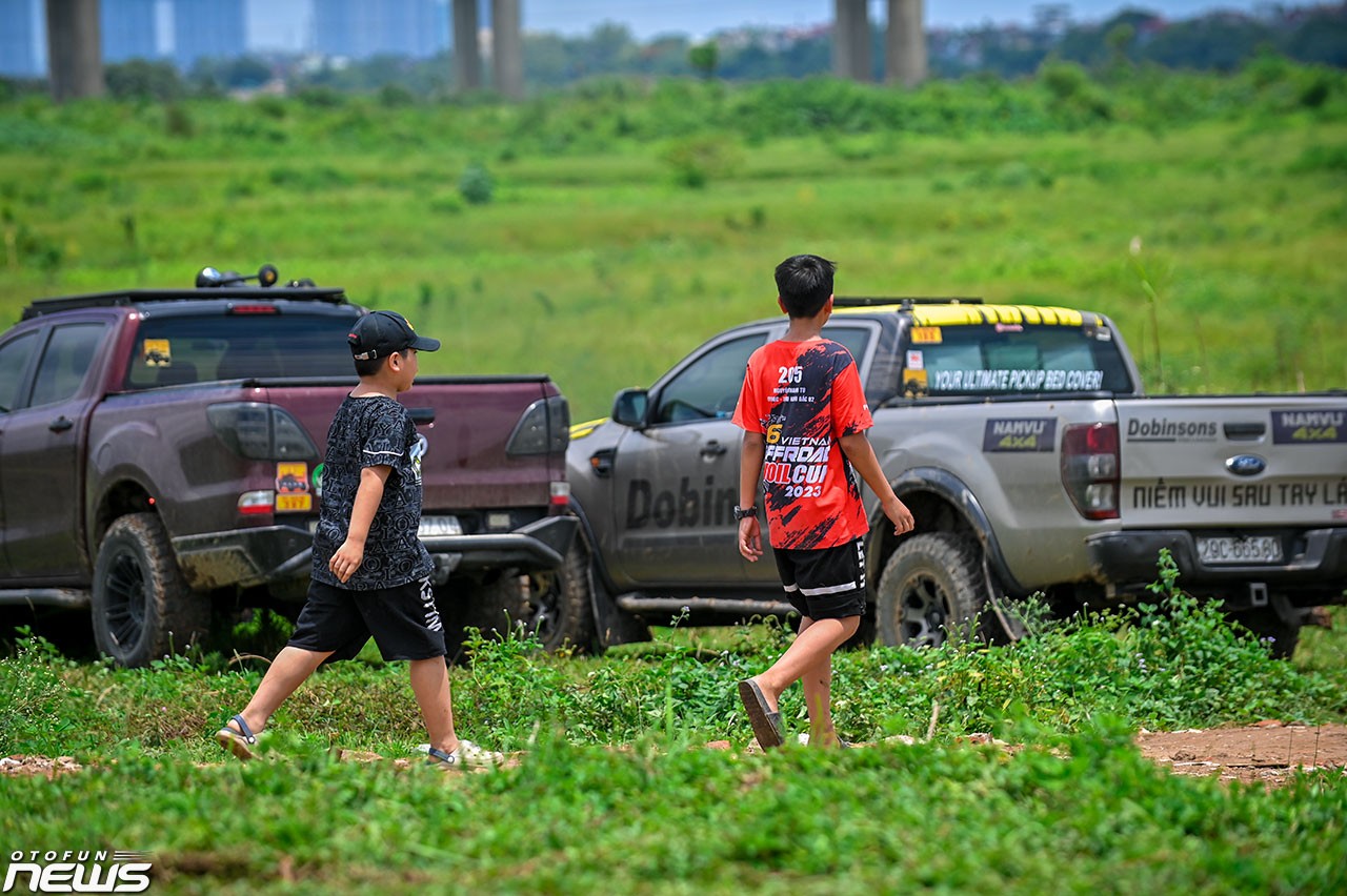Kỷ niệm sinh nhật lần thứ 11 Câu lạc bộ Xe bán tải địa hình Việt Nam Kỷ niệm sinh nhật lần thứ 11 Câu lạc bộ Xe bán tải địa hình Việt Nam