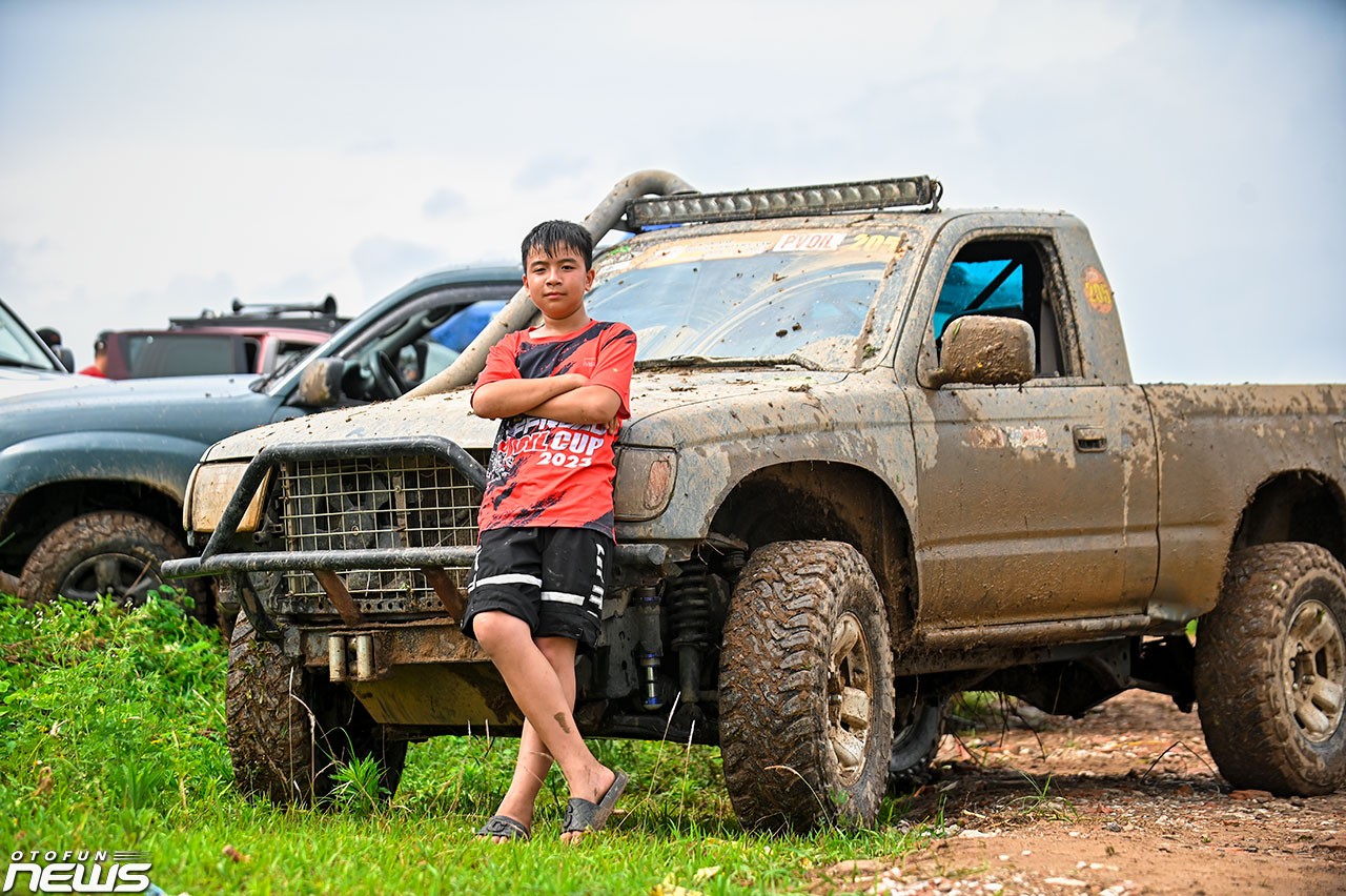 Kỷ niệm sinh nhật lần thứ 11 Câu lạc bộ Xe bán tải địa hình Việt Nam Kỷ niệm sinh nhật lần thứ 11 Câu lạc bộ Xe bán tải địa hình Việt Nam
