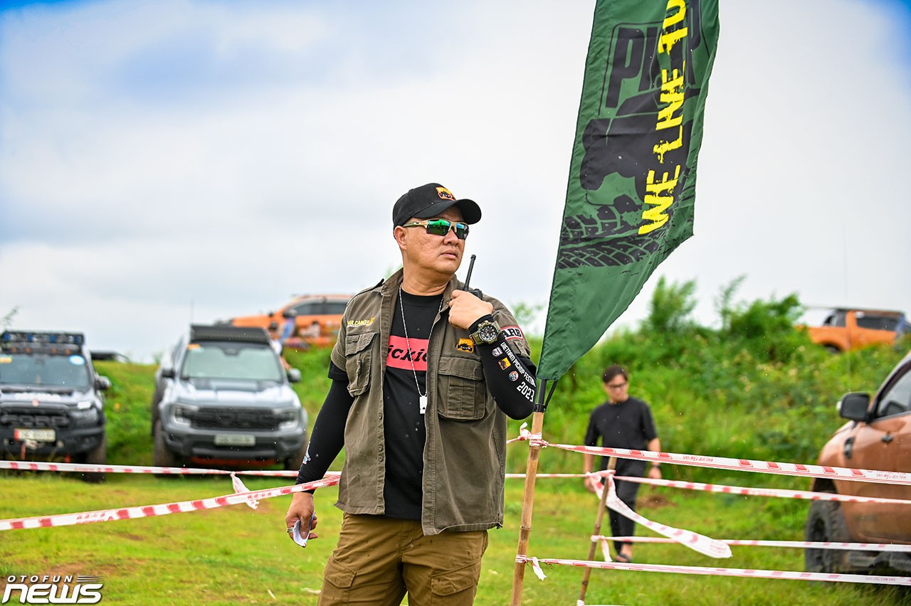 Kỷ niệm sinh nhật lần thứ 11 Câu lạc bộ Xe bán tải địa hình Việt Nam Kỷ niệm sinh nhật lần thứ 11 Câu lạc bộ Xe bán tải địa hình Việt Nam