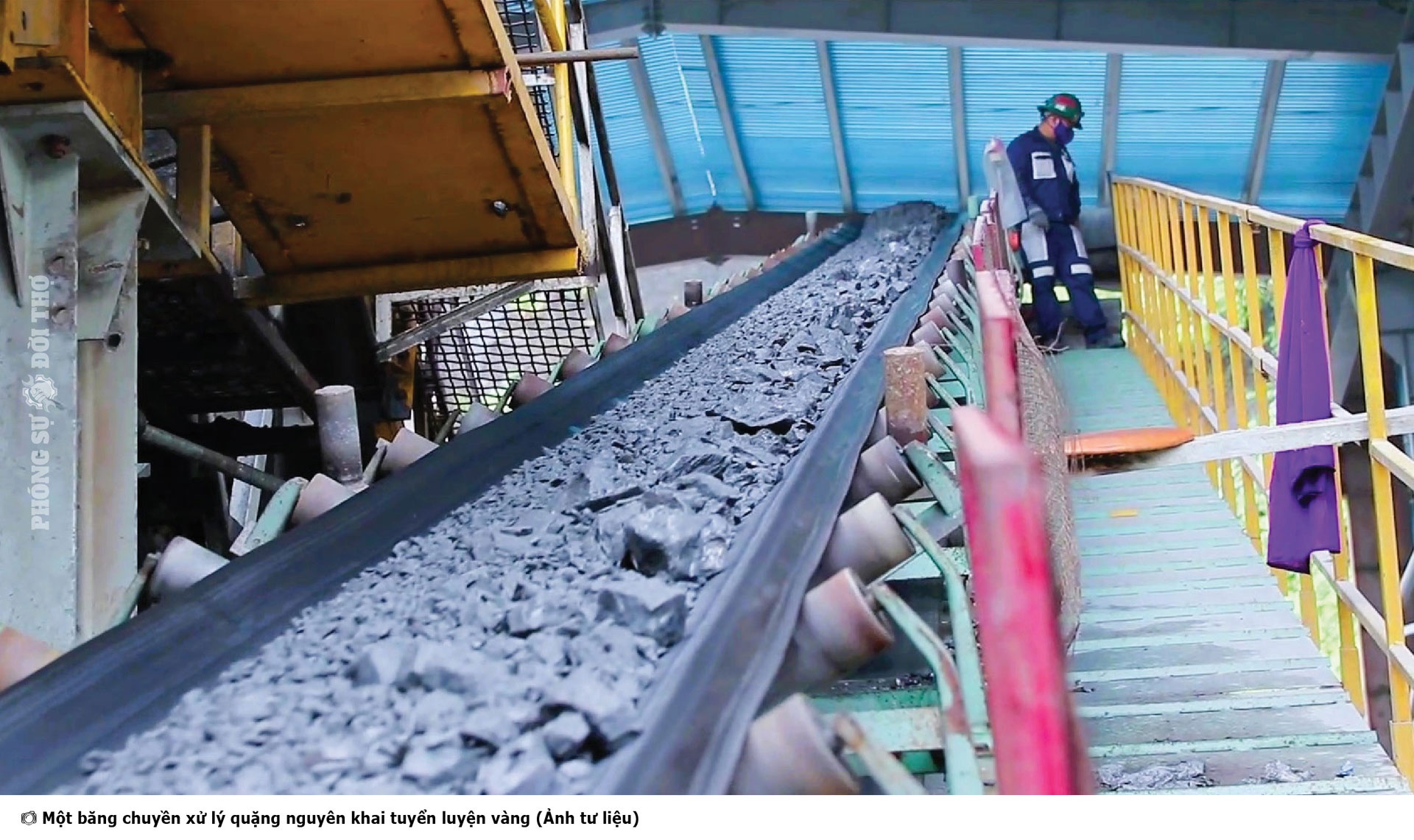 Phóng sự Đời thợ: Một lần vào với “núi vàng” Đăk Sa Phóng sự Đời thợ: Một lần vào với “núi vàng” Đăk Sa