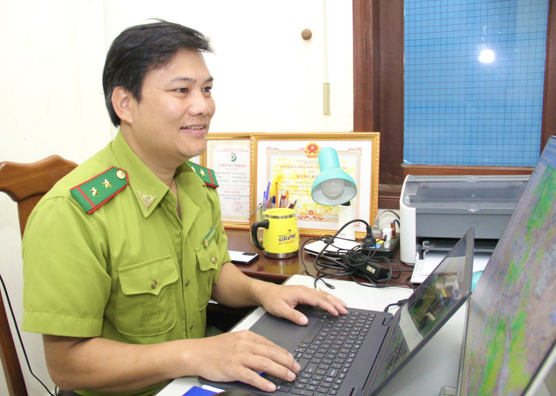 Sáng tạo để phục vụ tốt công tác quản lý, bảo vệ rừng Sáng tạo để phục vụ tốt công tác quản lý, bảo vệ rừng