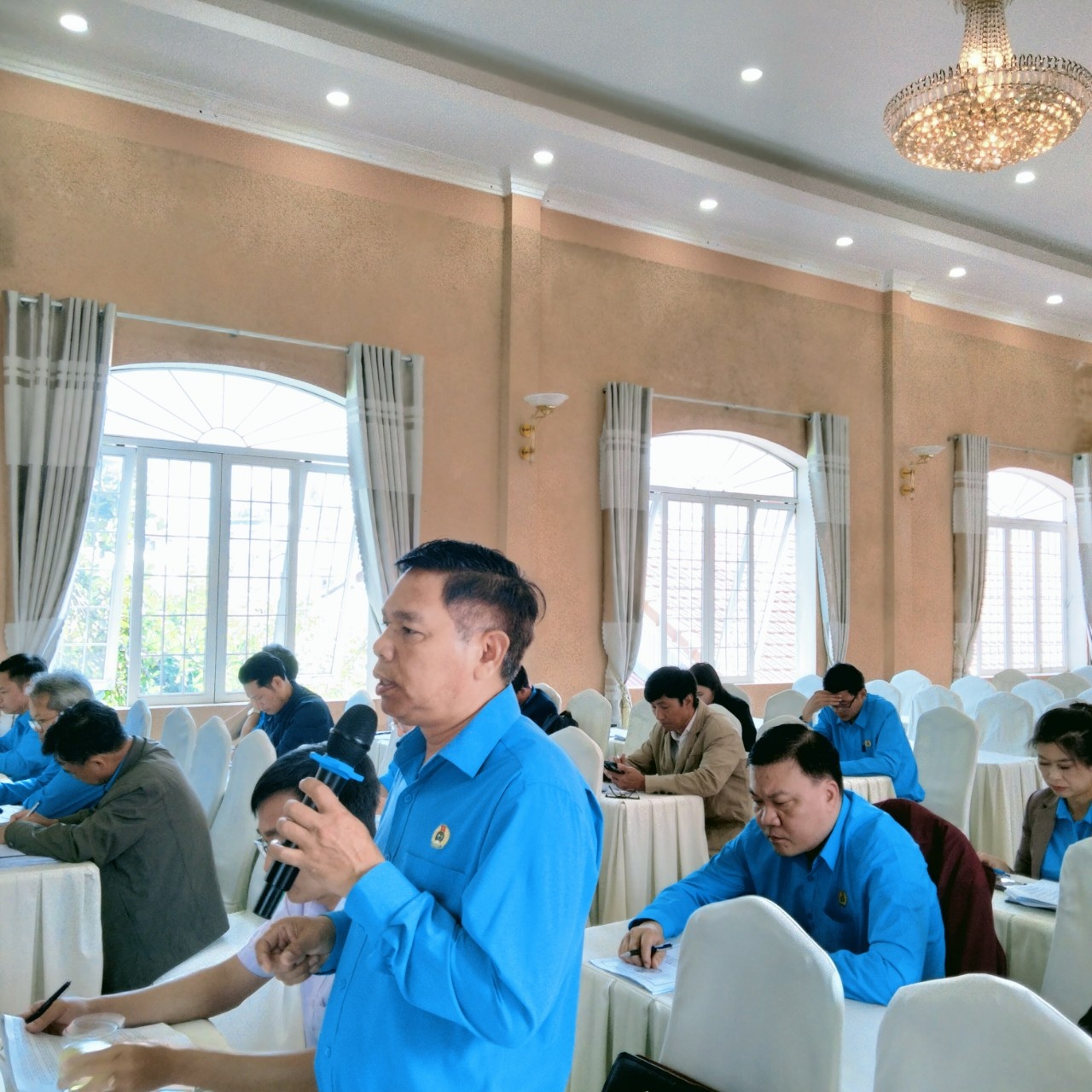 Phát triển đoàn viên, thành lập công đoàn ở 100% doanh nghiệp có từ 15 lao động trở lên Phát triển đoàn viên, thành lập công đoàn ở 100% doanh nghiệp có từ 15 lao động trở lên