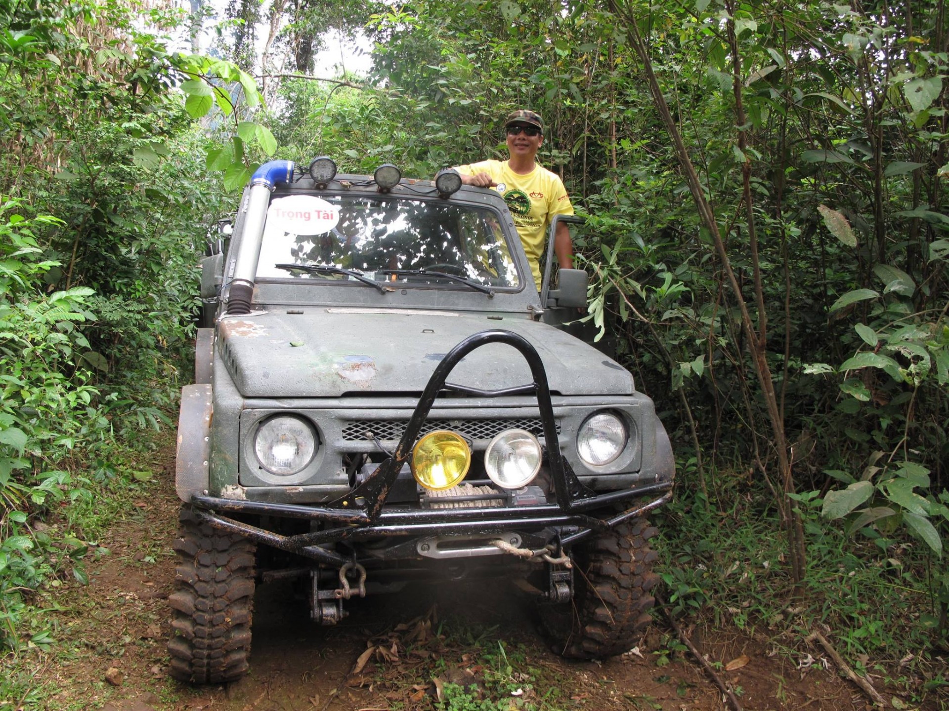 Thú chơi xe cổ của anh Phạm Diên - một người Sài thành