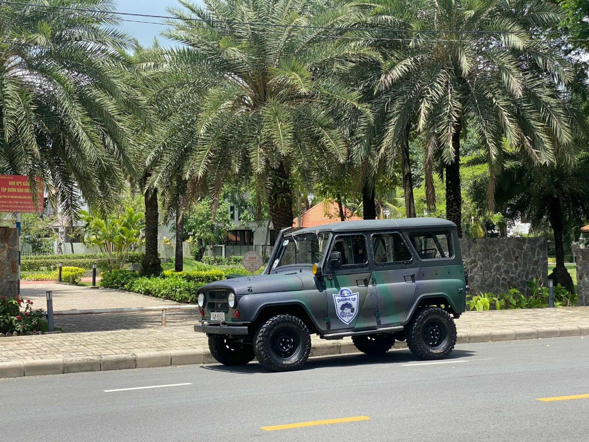 Thú chơi xe cổ của anh Phạm Diên - một người Sài thành