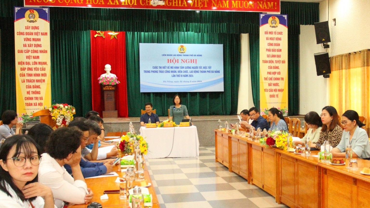 Lan tỏa hình ảnh, con người Đà Nẵng qua những tấm gương CNVC, người lao động