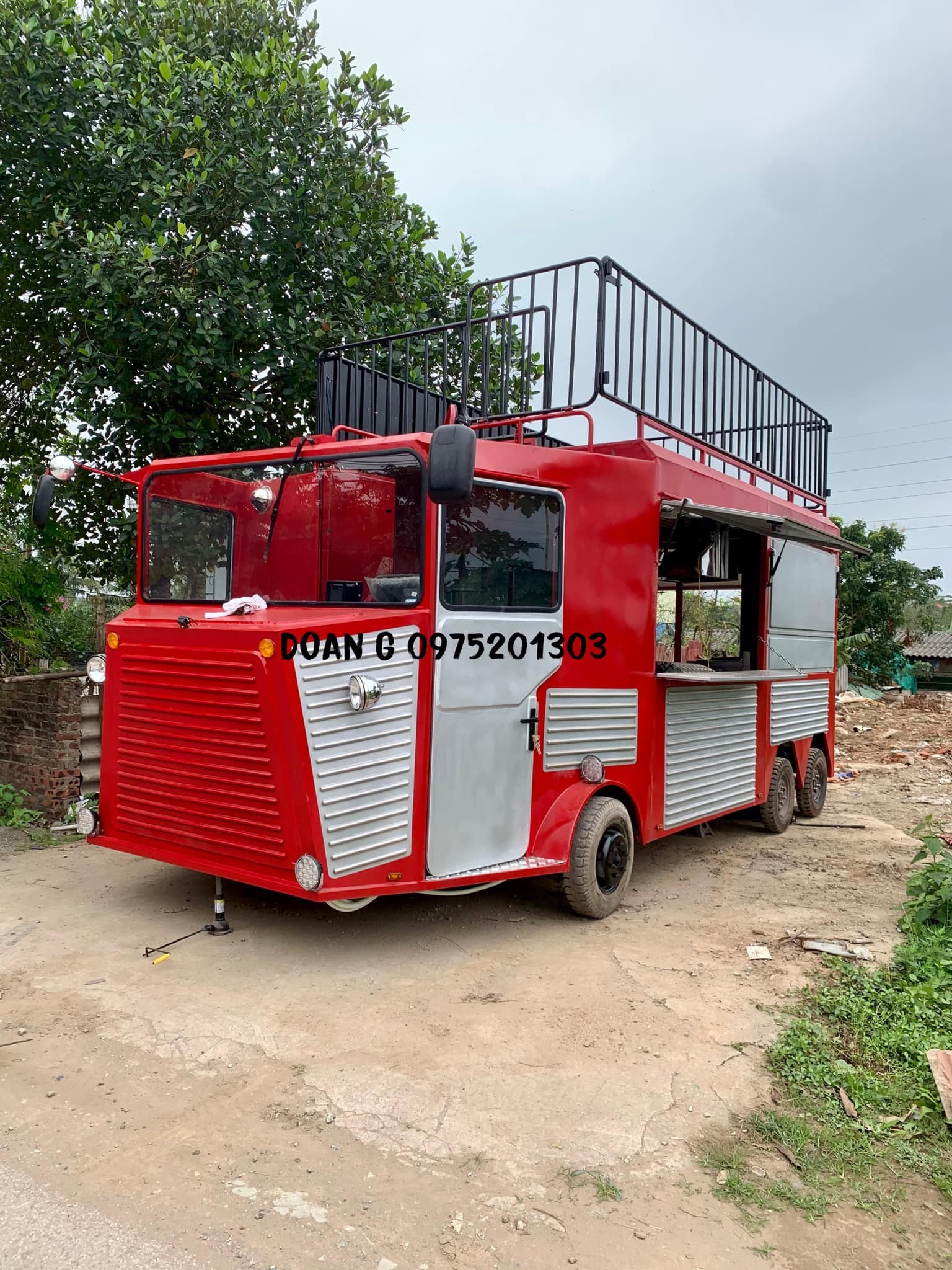 Thợ cơ khí Hải Phòng tự sản xuất hàng loạt ô tô điện, giá chỉ vài chục triệu đồng Thợ cơ khí Hải Phòng tự sản xuất hàng loạt ô tô điện, giá chỉ vài chục triệu đồng