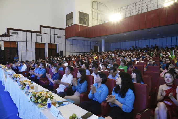 Tạo cơ hội tìm hiểu về Công đoàn Việt Nam, công tác ATVSLĐ Tạo cơ hội tìm hiểu về Công đoàn Việt Nam, công tác ATVSLĐ