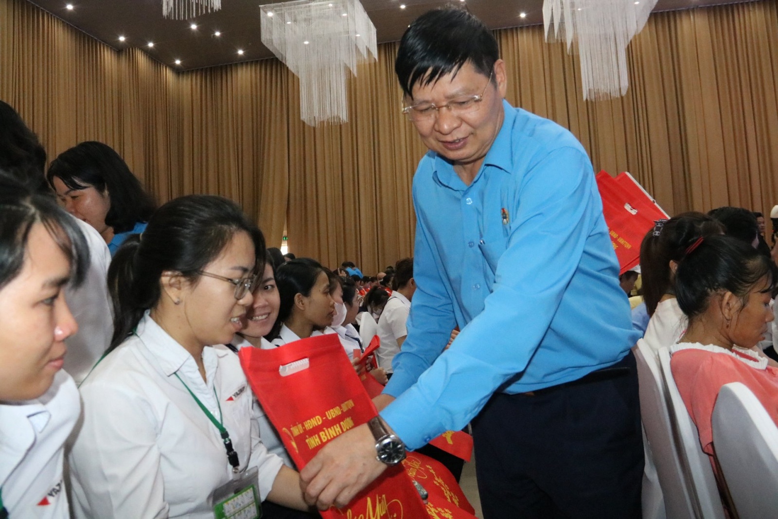 Phải coi an toàn, vệ sinh lao động là hoạt động thường xuyên, liên tục