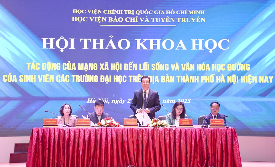 Huy động các nguồn lực cho tuyên truyền chính trị trên mạng xã hội