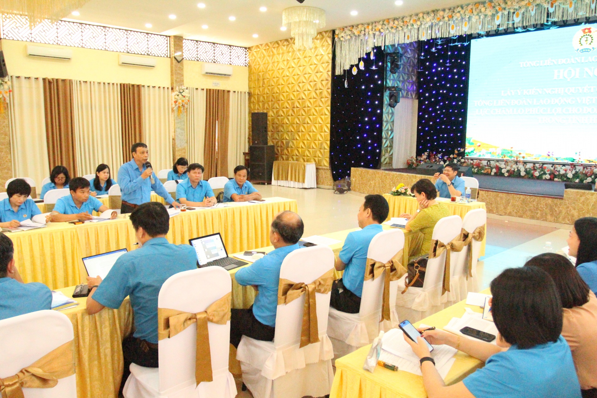 Tập trung nguồn lực chăm lo phúc lợi cho đoàn viên, người lao động trong tình hình mới Tập trung nguồn lực chăm lo phúc lợi cho đoàn viên, người lao động trong tình hình mới