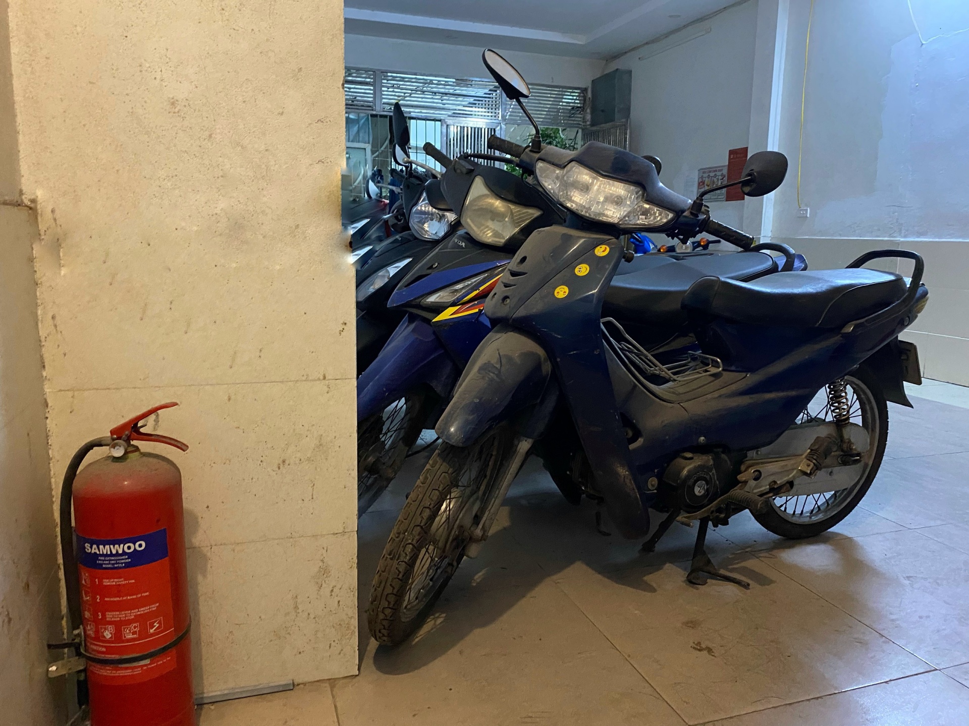 Khuyến cáo sử dụng mặt nạ phòng độc khi xảy ra cháy