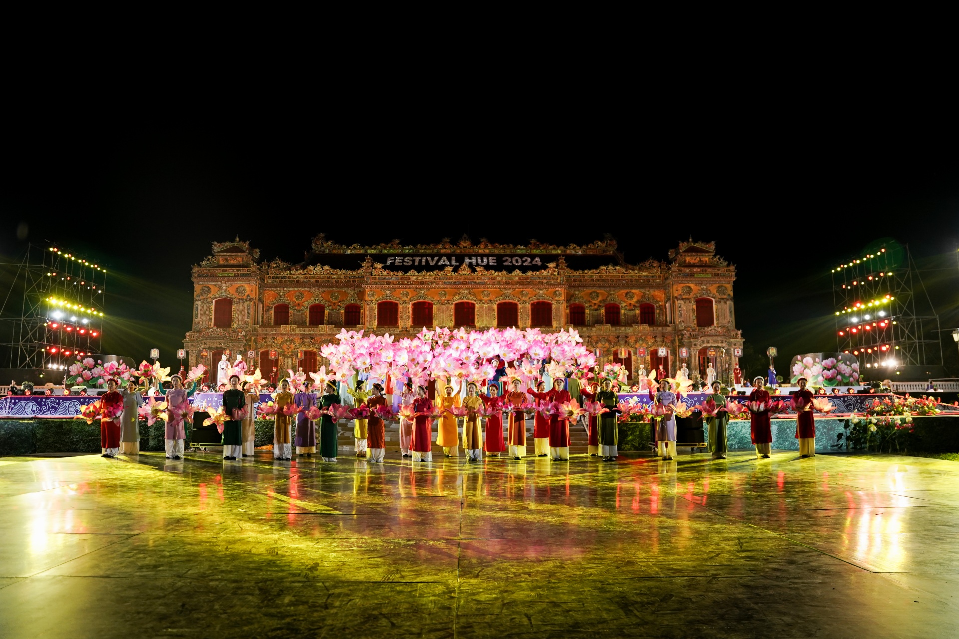 Tuần lễ Festival Nghệ thuật Quốc tế Huế 2024: Vì một xứ Huế đẹp xinh trong mắt bạn bè Tuần lễ Festival Nghệ thuật Quốc tế Huế 2024: Vì một xứ Huế đẹp xinh trong mắt bạn bè