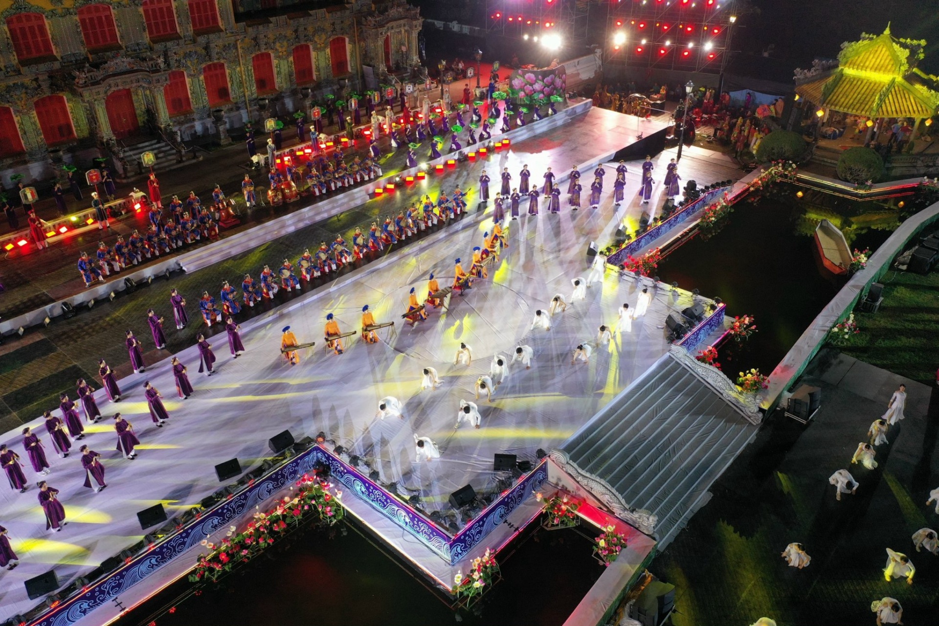 Tuần lễ Festival Nghệ thuật Quốc tế Huế 2024: Vì một xứ Huế đẹp xinh trong mắt bạn bè Tuần lễ Festival Nghệ thuật Quốc tế Huế 2024: Vì một xứ Huế đẹp xinh trong mắt bạn bè