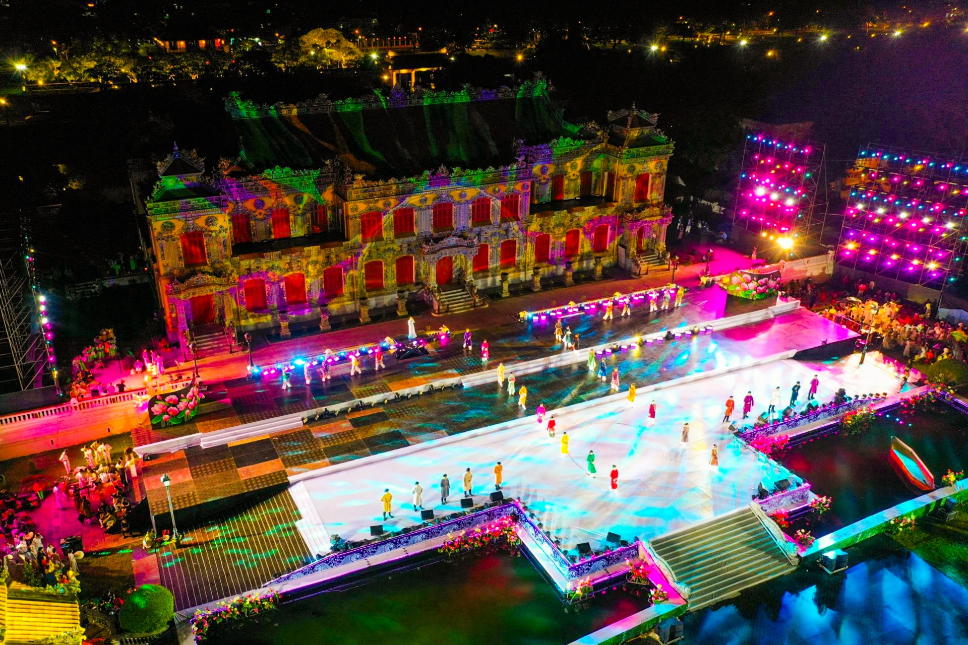 Tuần lễ Festival Nghệ thuật Quốc tế Huế 2024: Vì một xứ Huế đẹp xinh trong mắt bạn bè Tuần lễ Festival Nghệ thuật Quốc tế Huế 2024: Vì một xứ Huế đẹp xinh trong mắt bạn bè