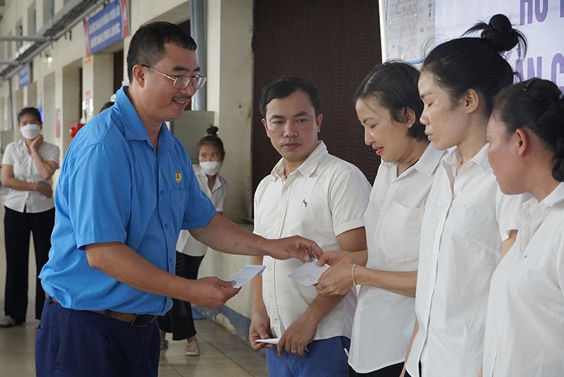 Công đoàn Khu Kinh tế Quảng Bình triển khai hiệu quả Tháng Công nhân từ cơ sở Công đoàn Khu Kinh tế Quảng Bình triển khai hiệu quả Tháng Công nhân từ cơ sở