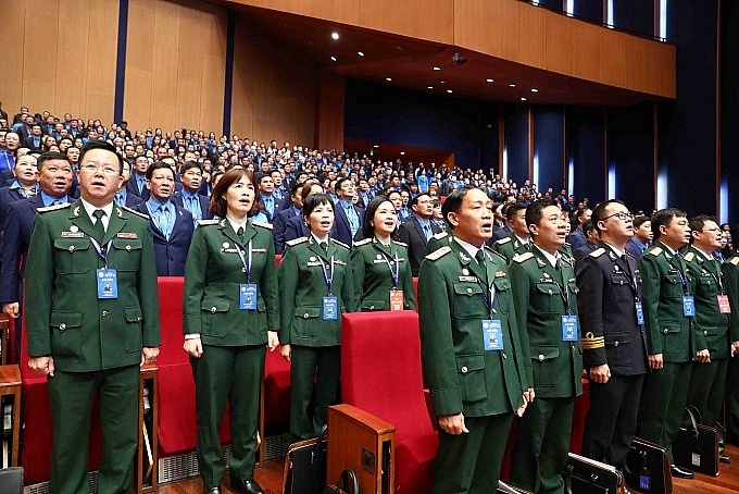 Tổng LĐLĐ Việt Nam đề xuất phương án giao biên chế 5.899 cán bộ công đoàn chuyên trách Tổng LĐLĐ Việt Nam đề xuất phương án giao biên chế 5.899 cán bộ công đoàn chuyên trách