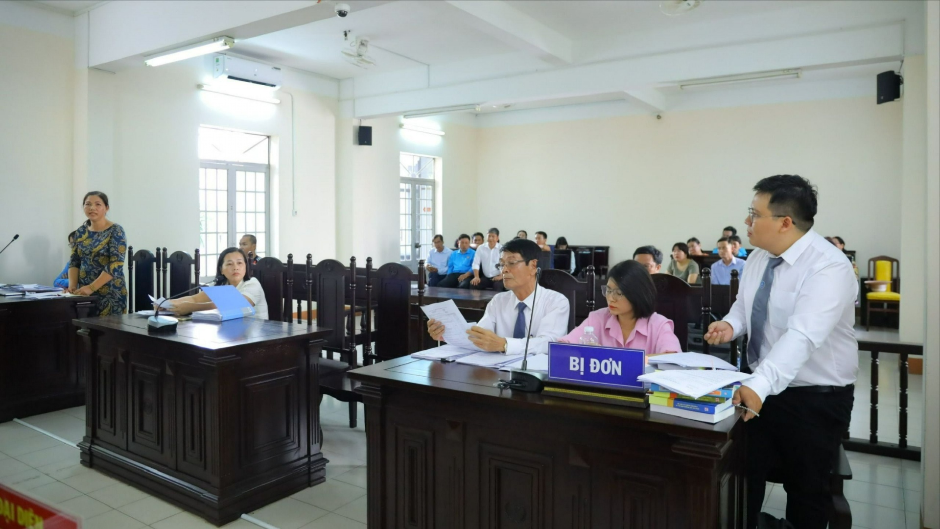 Vụ người lao động thắng kiện hơn 725 triệu đồng: Tòa phúc thẩm nghị án kéo dài