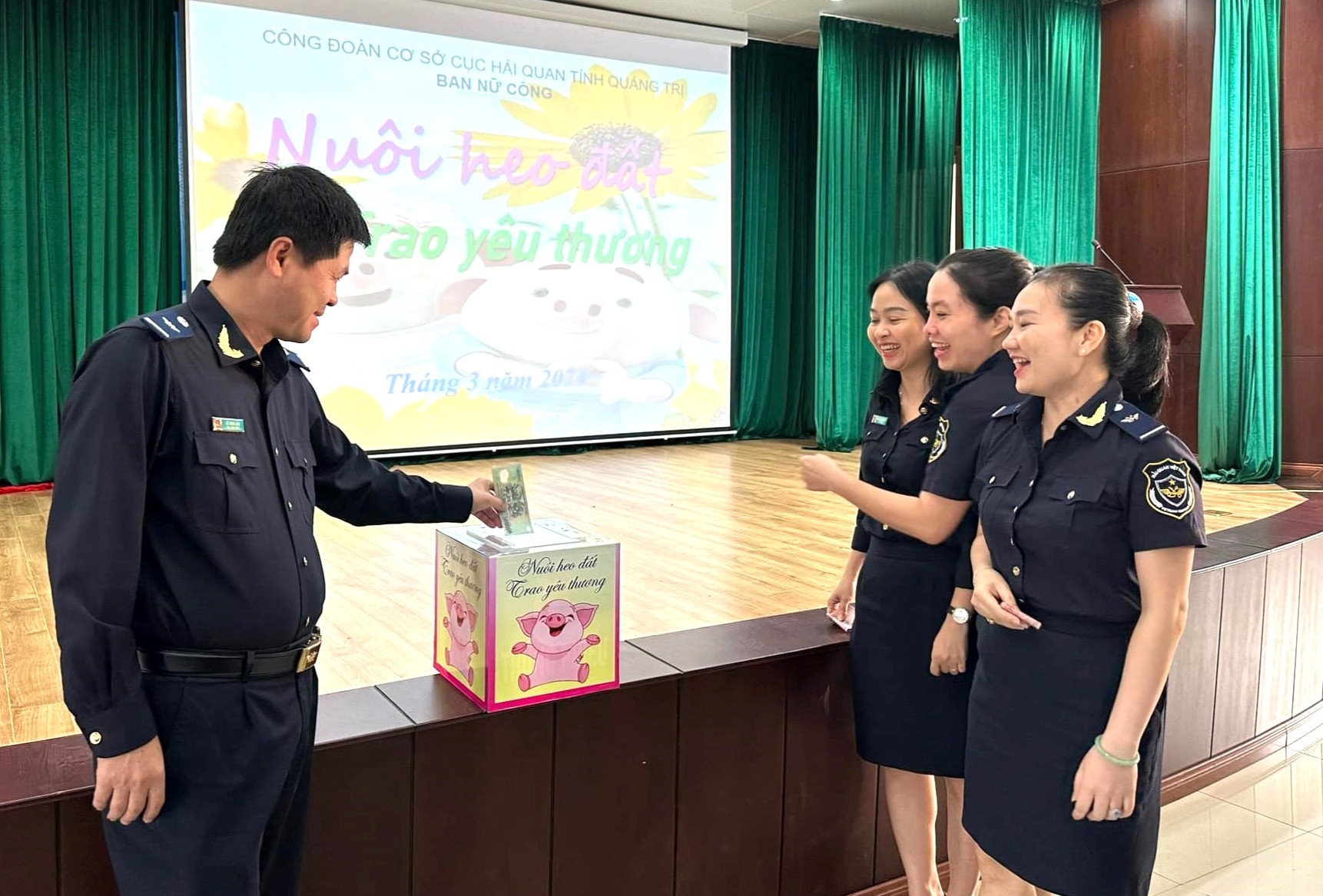 Công đoàn Cục Hải quan Quảng Trị: Chăm lo tốt người lao động, hướng về vì cộng đồng