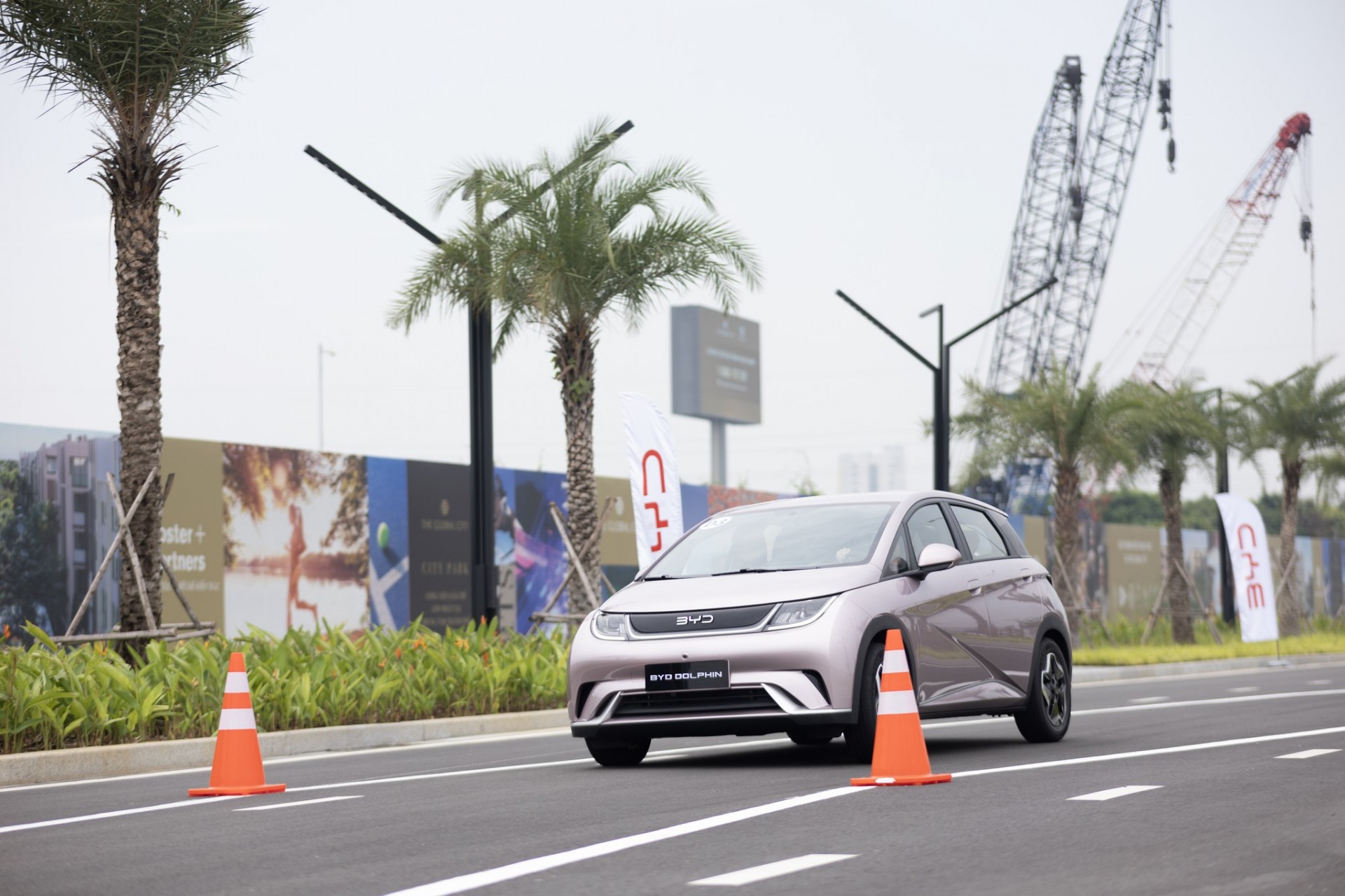 BYD tổ chức lái các dòng xe sắp được bán tại Việt Nam BYD tổ chức lái các dòng xe sắp được bán tại Việt Nam