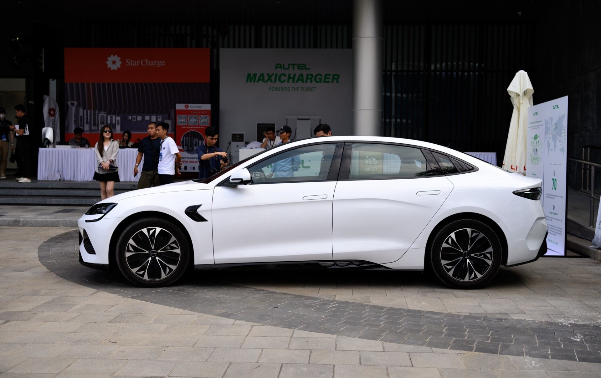 BYD tổ chức lái các dòng xe sắp được bán tại Việt Nam BYD tổ chức lái các dòng xe sắp được bán tại Việt Nam