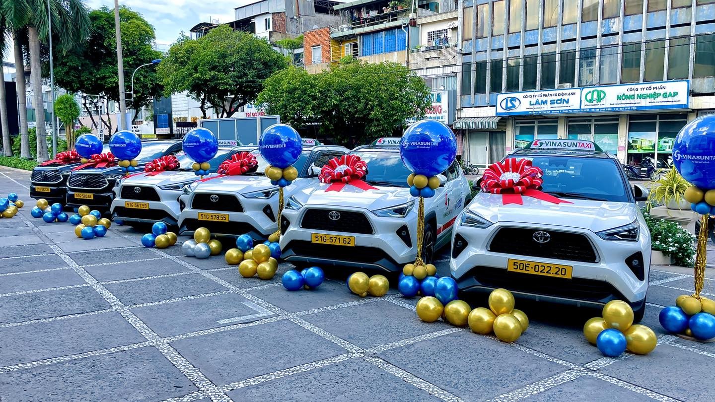 Doanh số Suzuki Ertiga tiếp tục dẫn đầu các mẫu xe hybrid Honda báo cáo nhầm, Suzuki Ertiga mới là xe hybrid bán chạy nhất 2 tháng vừa qua